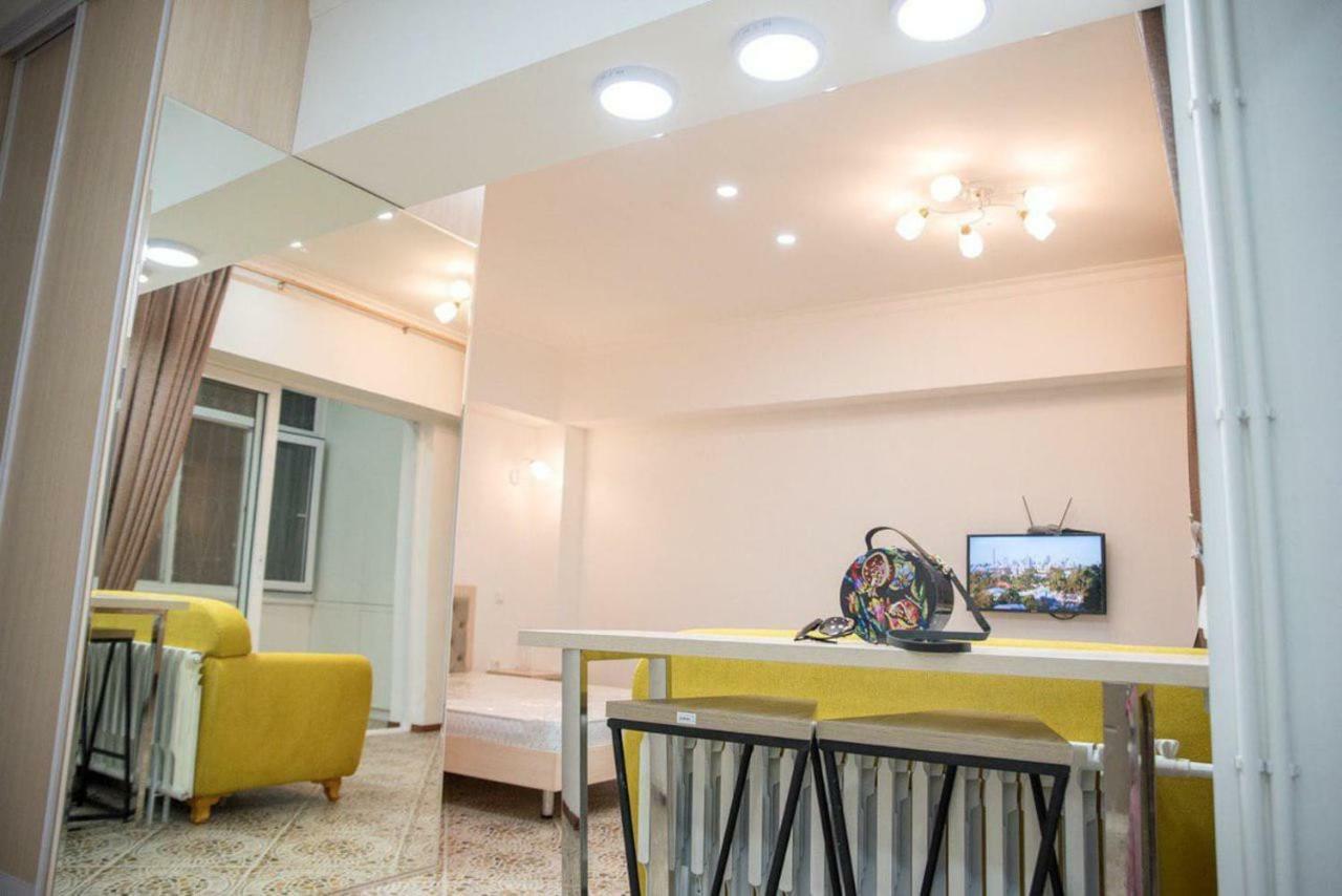 Студия В Центре Ташкента Extérieur photo