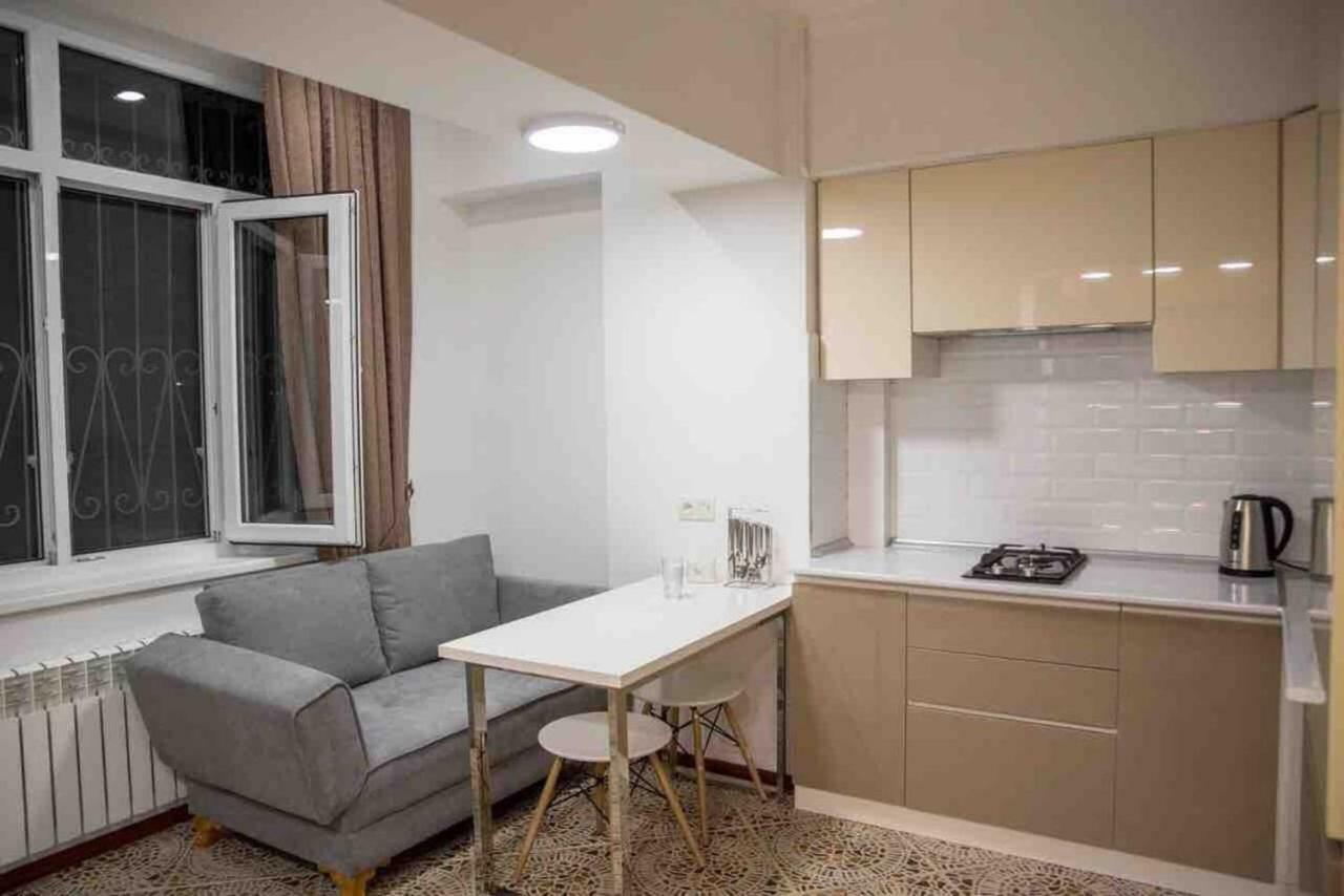 Студия В Центре Ташкента Extérieur photo